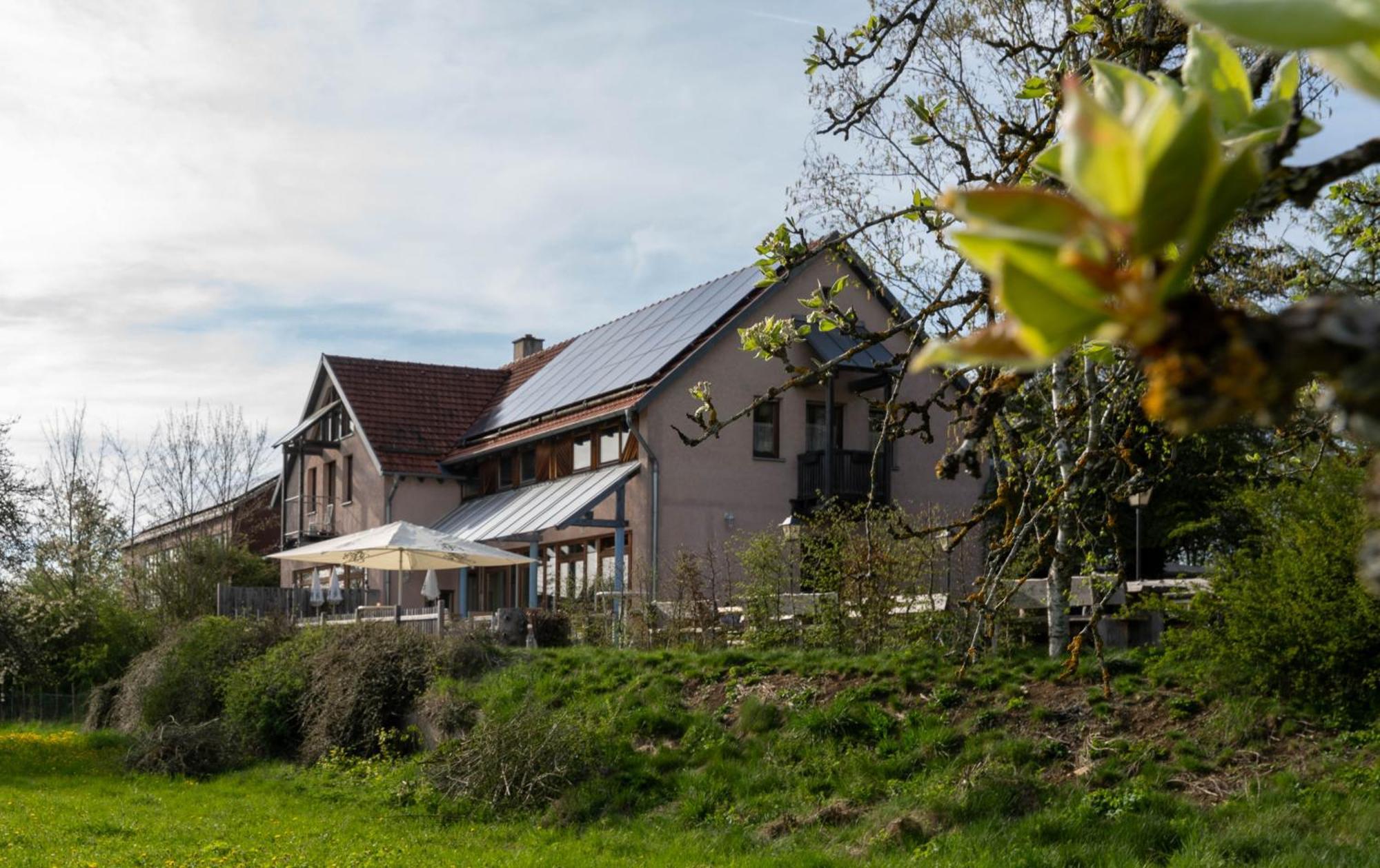 Landgasthof/Hotel Hirsch Im Gruenen Mehrstetten Zewnętrze zdjęcie